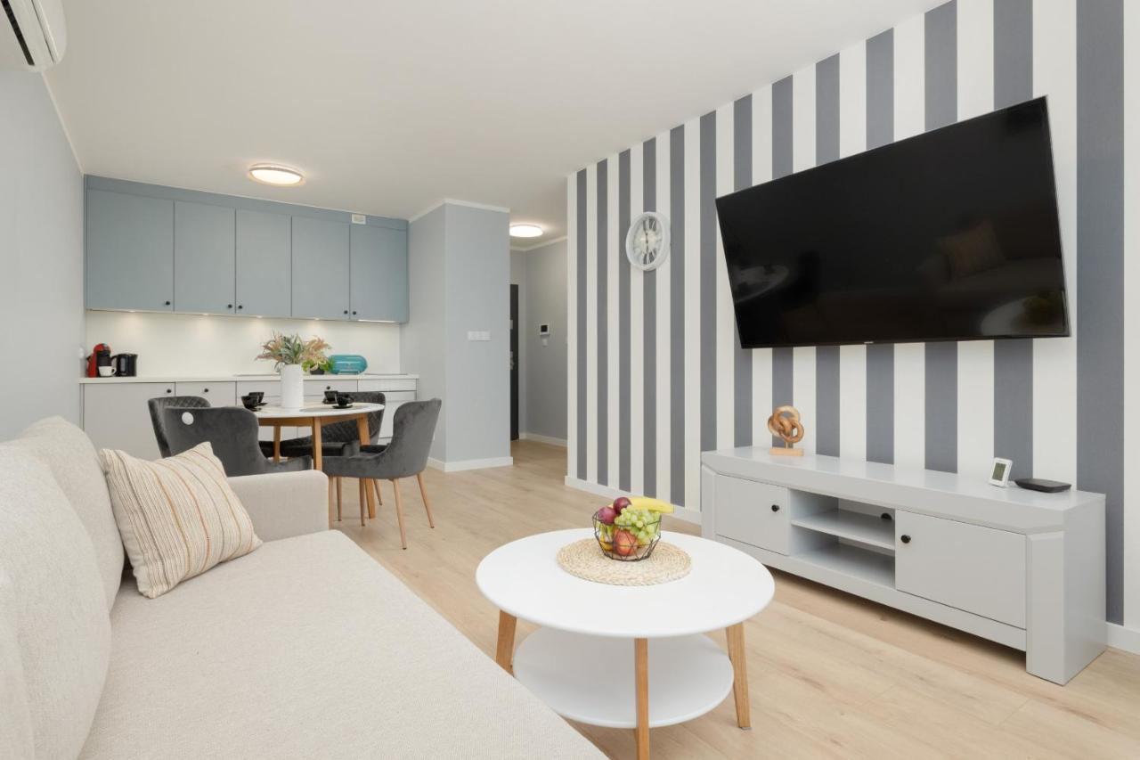 Wellness Resort Apartments Dziwnow Riverfront By Noclegi Renters Extérieur photo