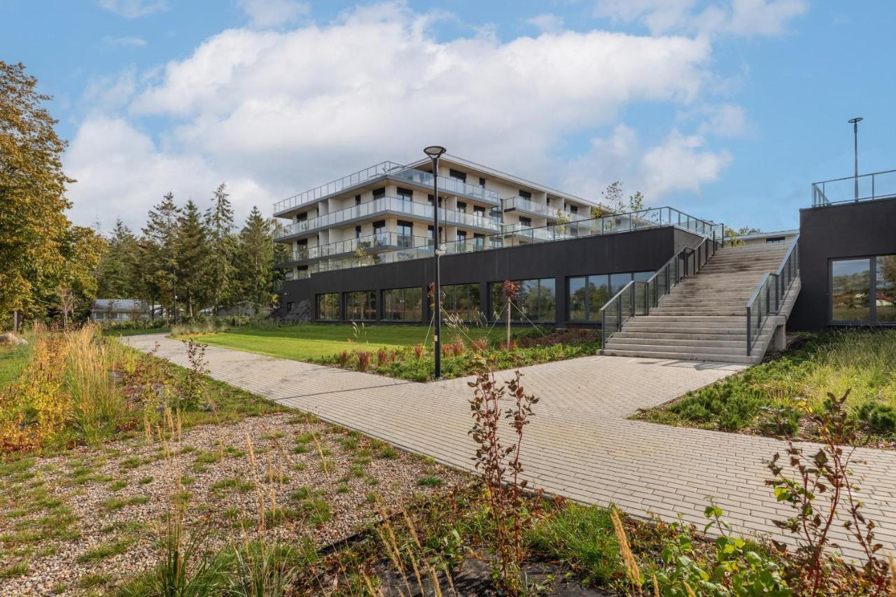 Wellness Resort Apartments Dziwnow Riverfront By Noclegi Renters Extérieur photo
