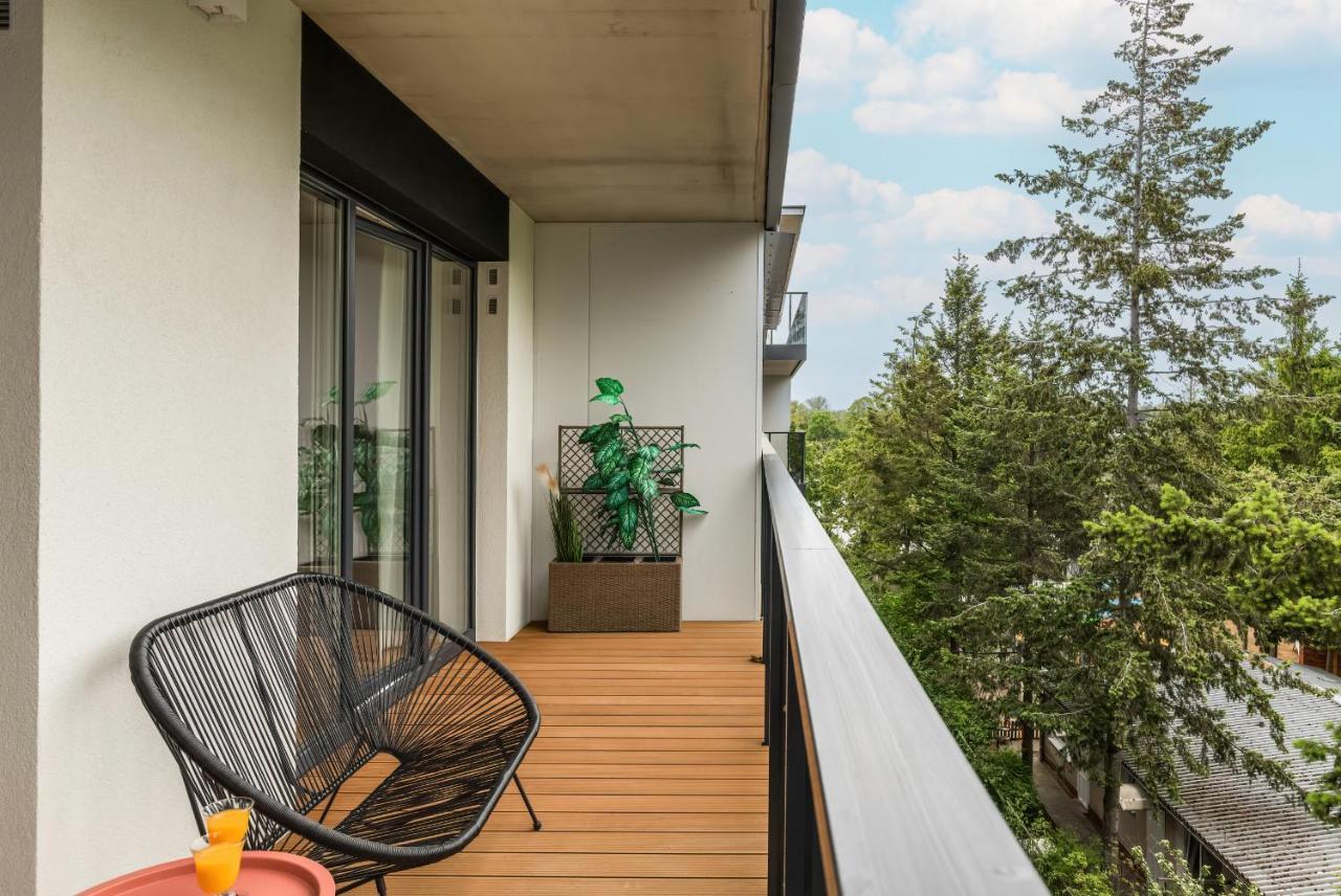 Wellness Resort Apartments Dziwnow Riverfront By Noclegi Renters Extérieur photo
