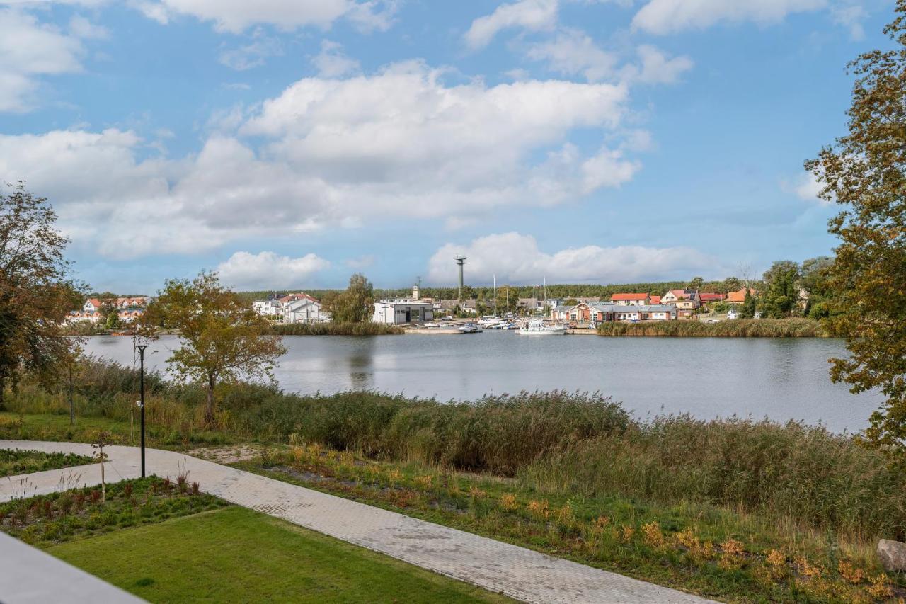 Wellness Resort Apartments Dziwnow Riverfront By Noclegi Renters Extérieur photo
