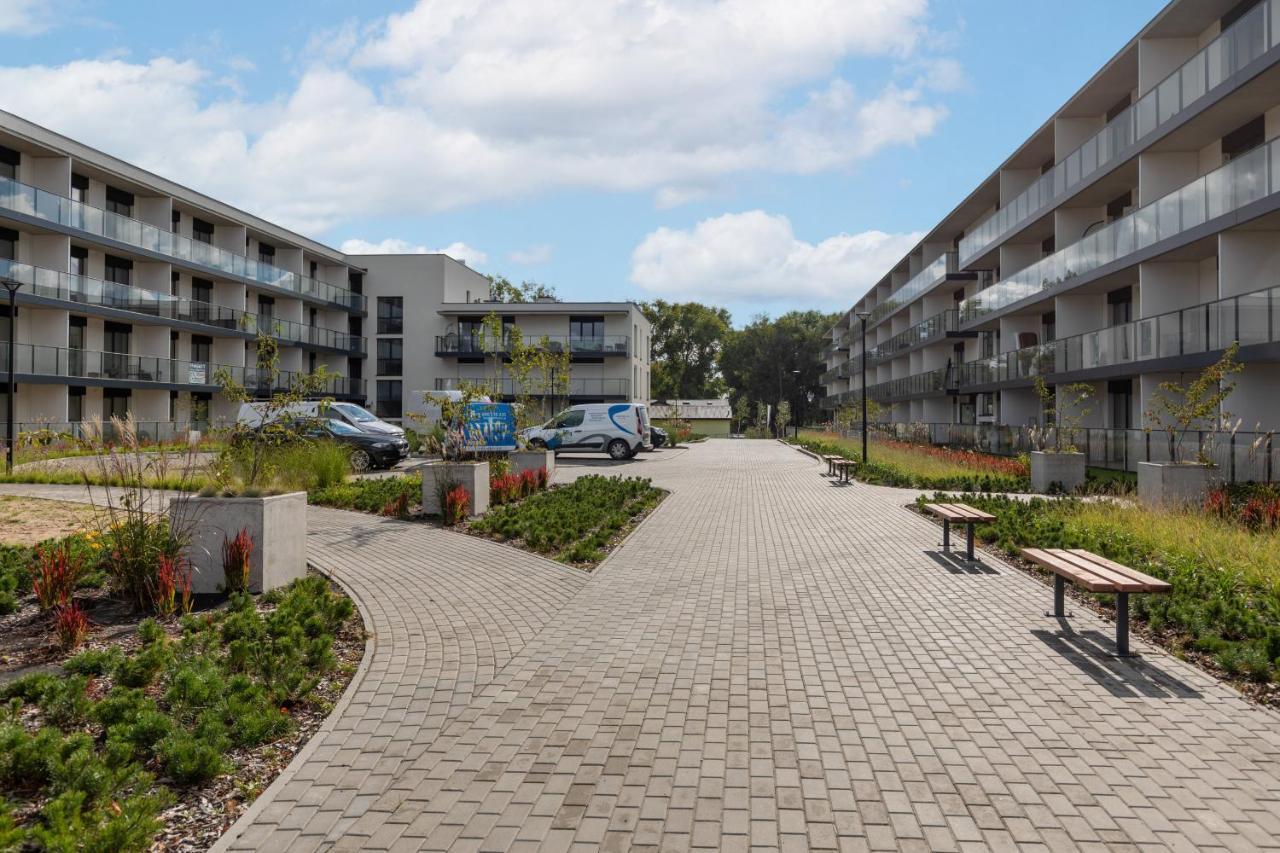 Wellness Resort Apartments Dziwnow Riverfront By Noclegi Renters Extérieur photo