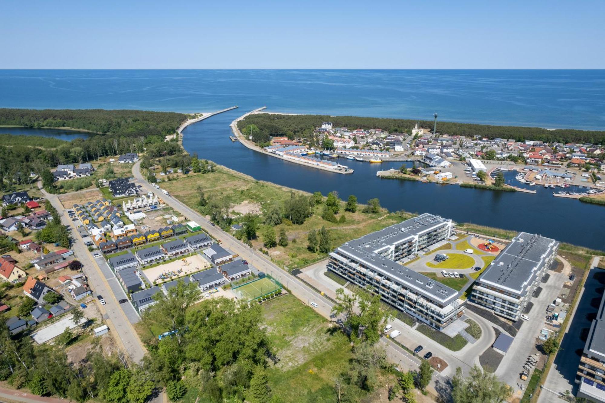 Wellness Resort Apartments Dziwnow Riverfront By Noclegi Renters Extérieur photo