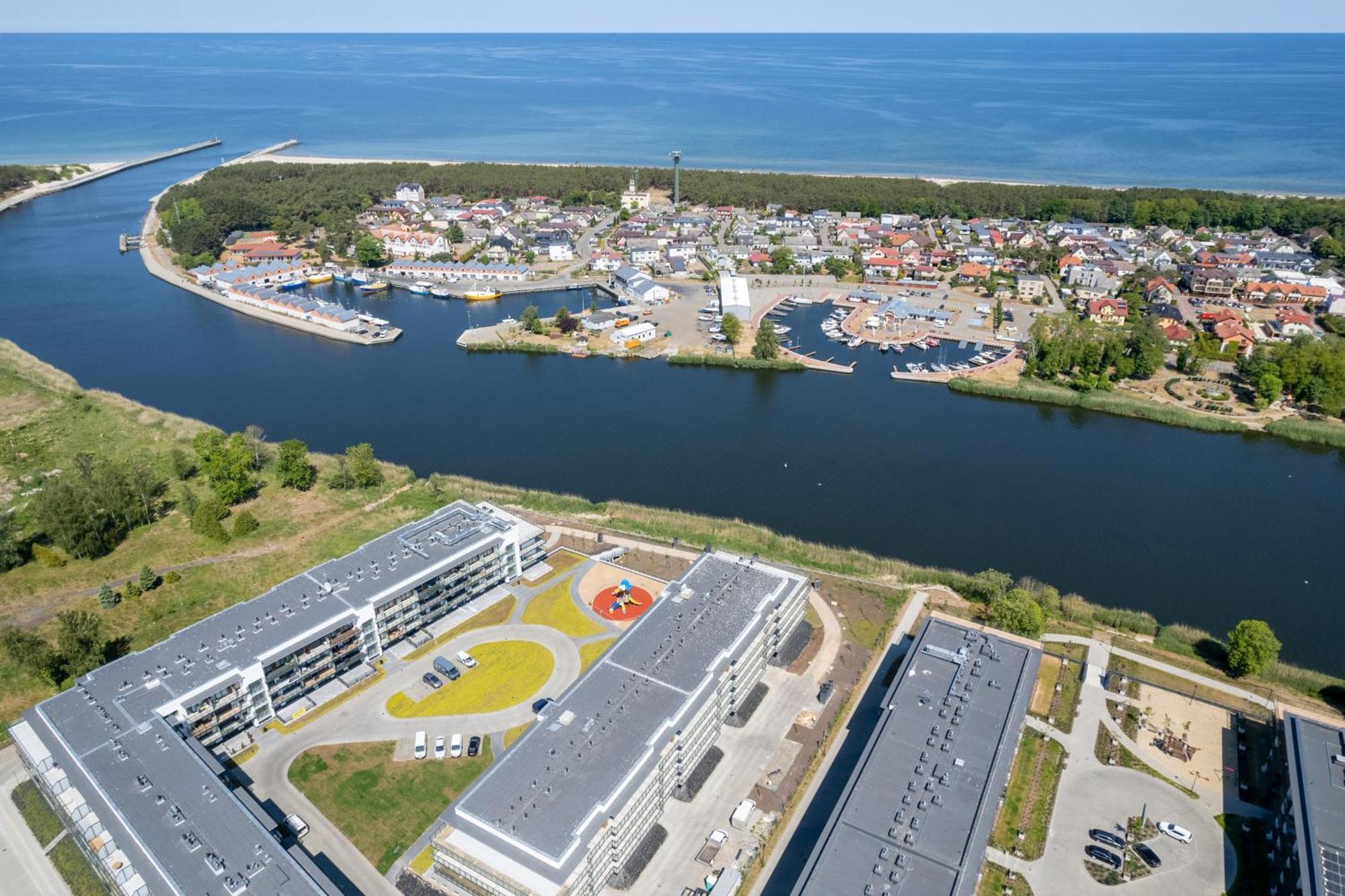 Wellness Resort Apartments Dziwnow Riverfront By Noclegi Renters Extérieur photo