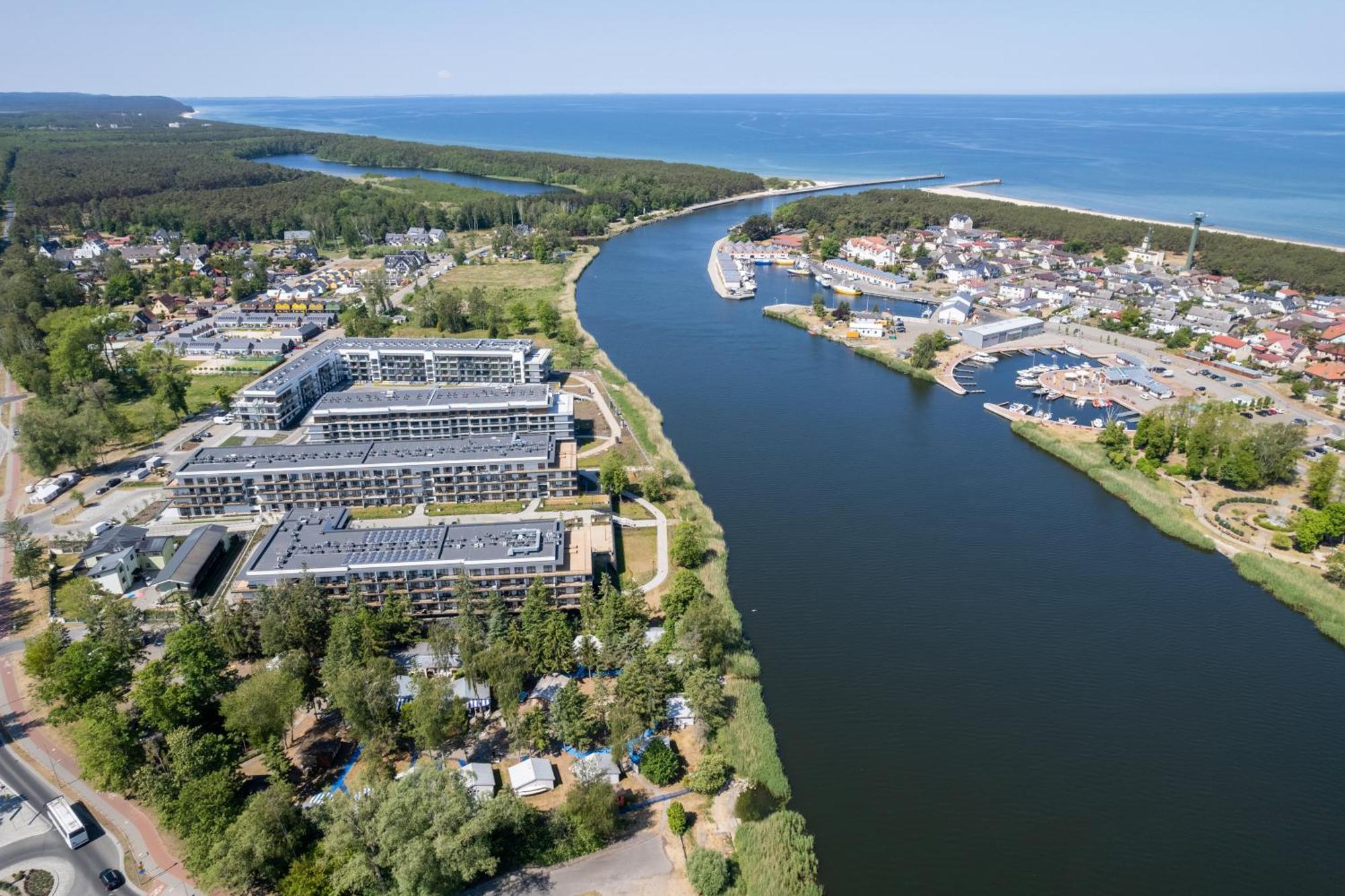 Wellness Resort Apartments Dziwnow Riverfront By Noclegi Renters Extérieur photo